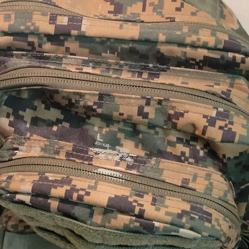 RED ROCK BACKPACK - Picture 7 of 14